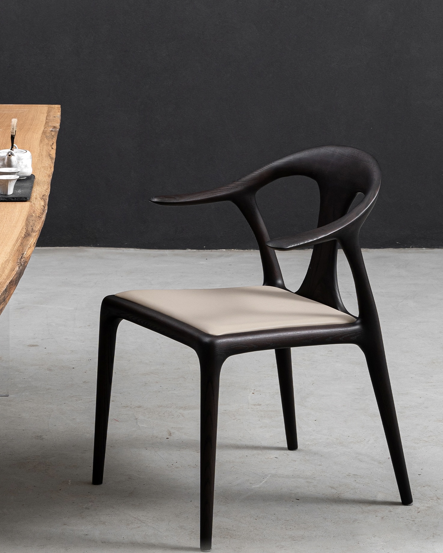 Curved Surface Chair White Ash โ Smoked Black, full view