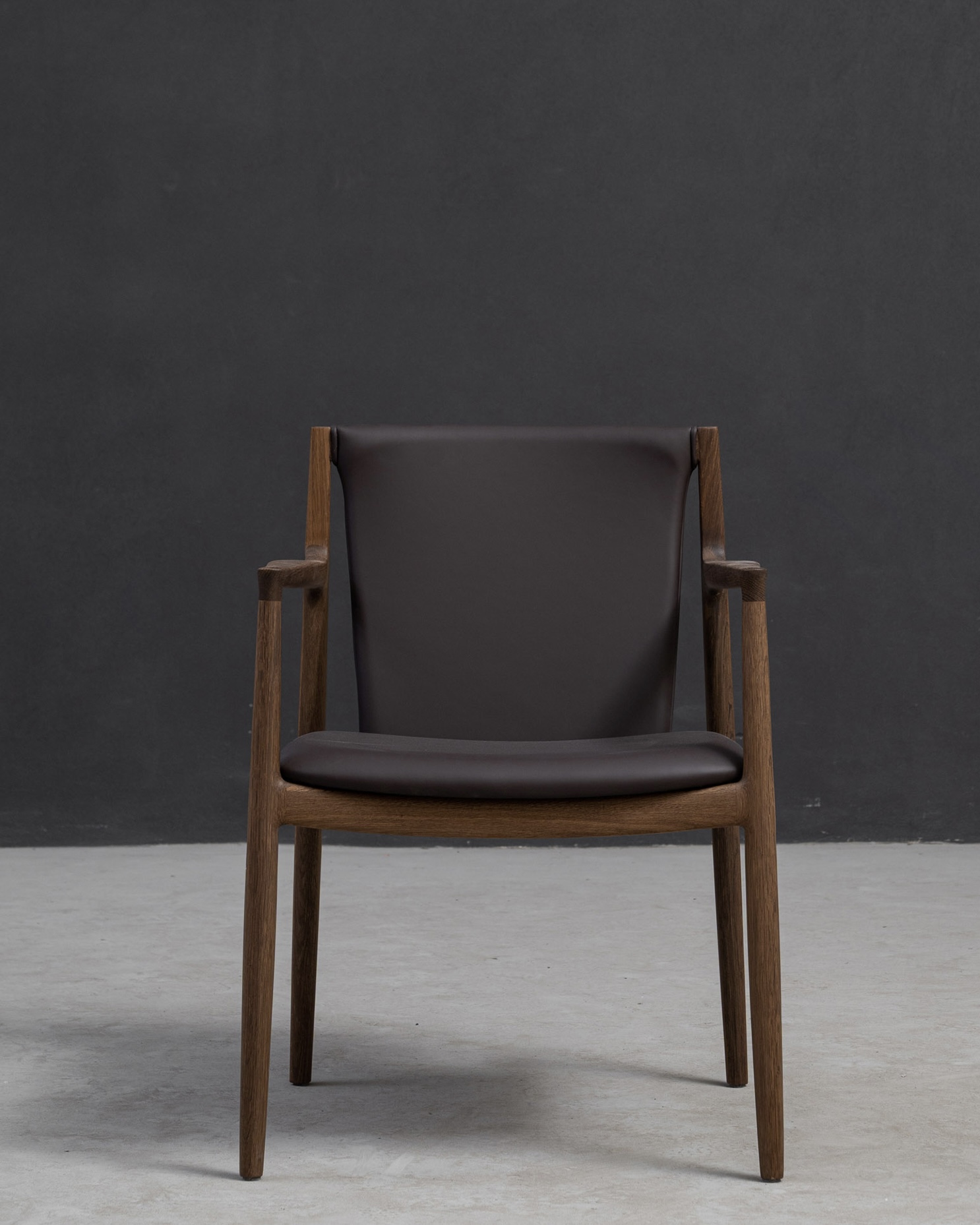 Jianchuan Chair Smoked French White Oak gallery view 2