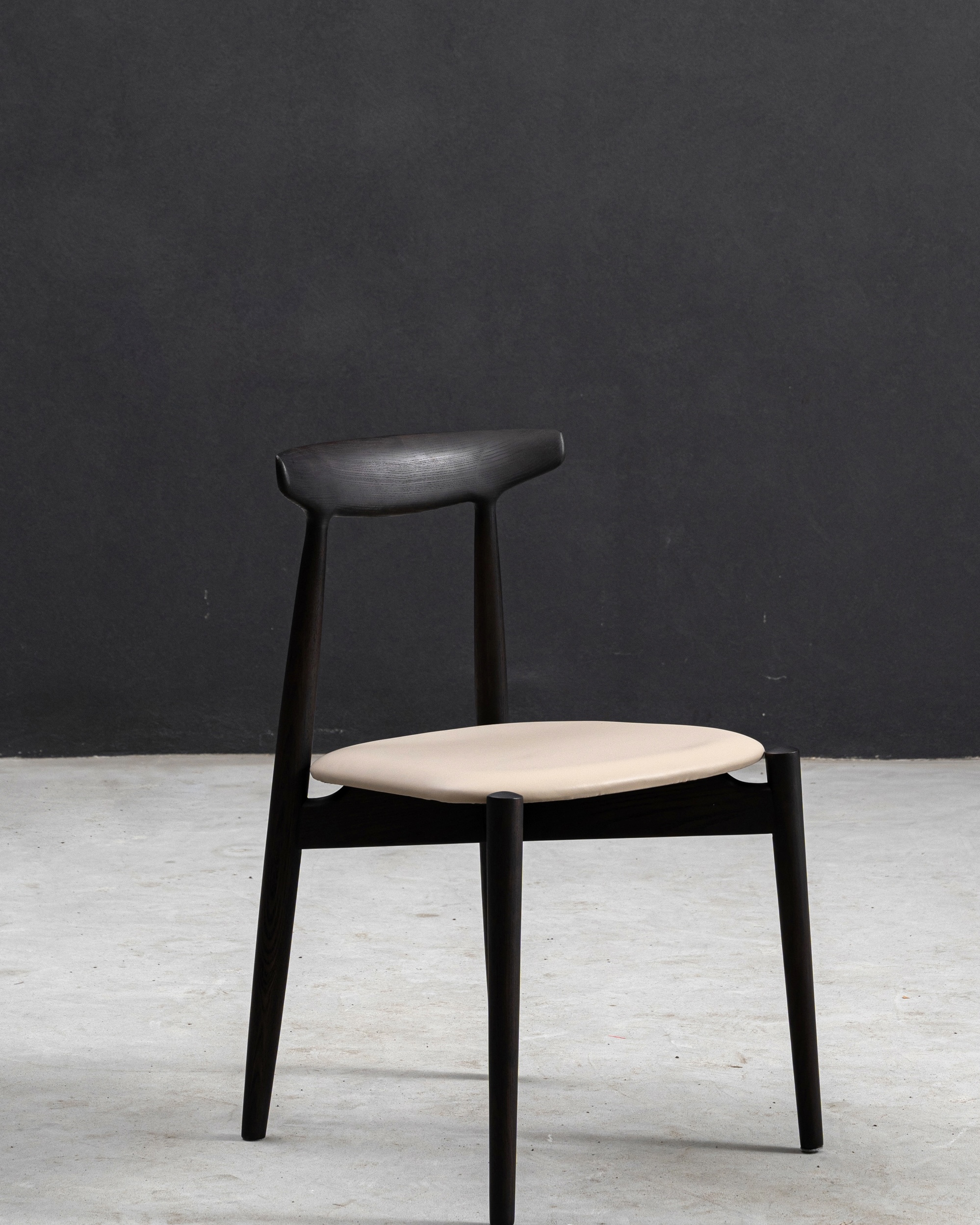Xiaobu Jian Chair Light Grey gallery view 3
