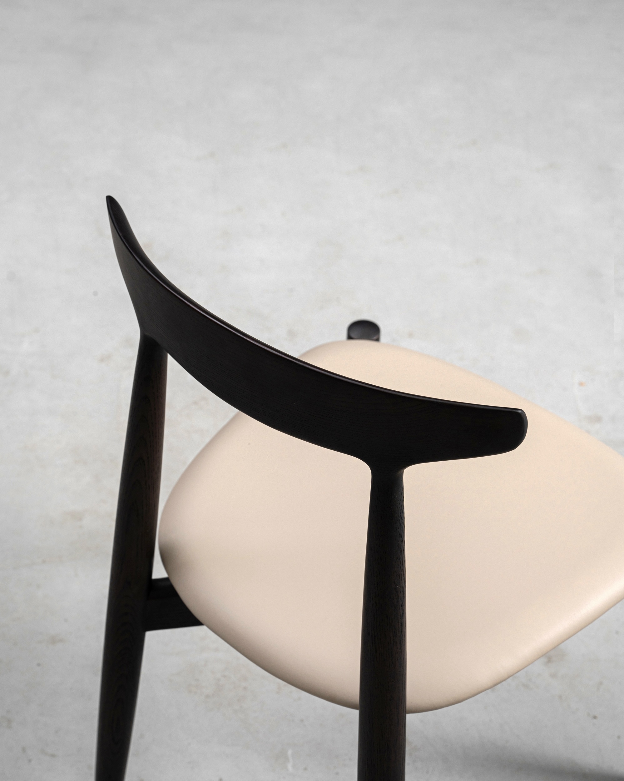 Xiaobu Jian Chair Light Grey gallery view 8
