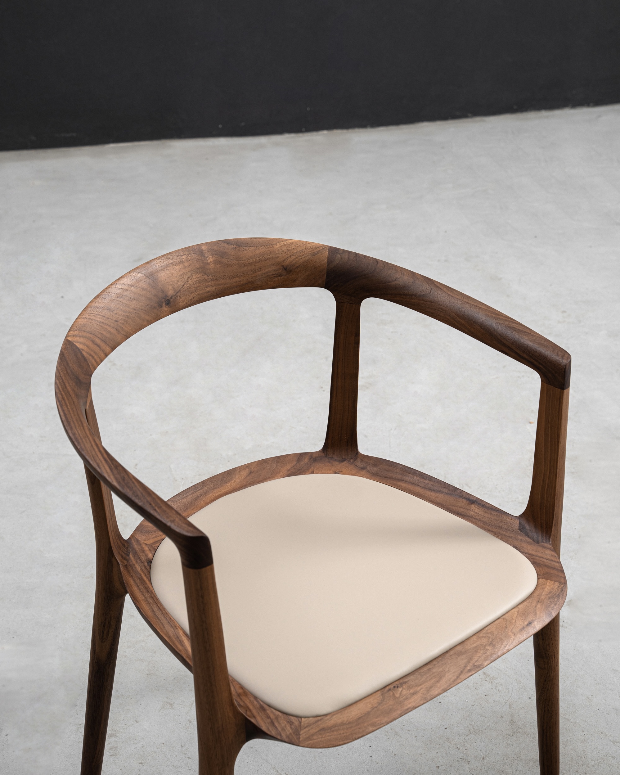 Yunchu Chair North American Black Walnut gallery view 6