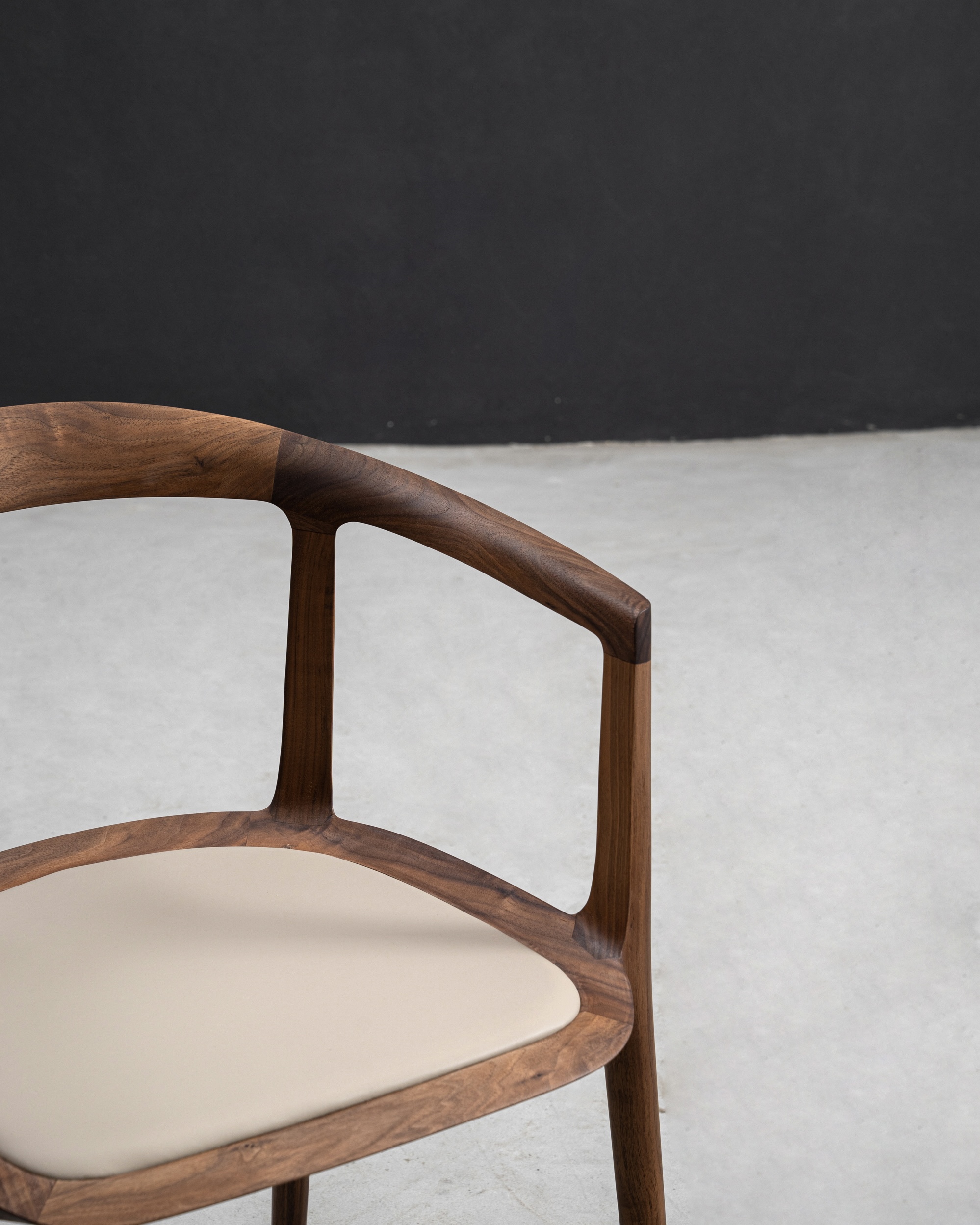 Yunchu Chair North American Black Walnut gallery view 7