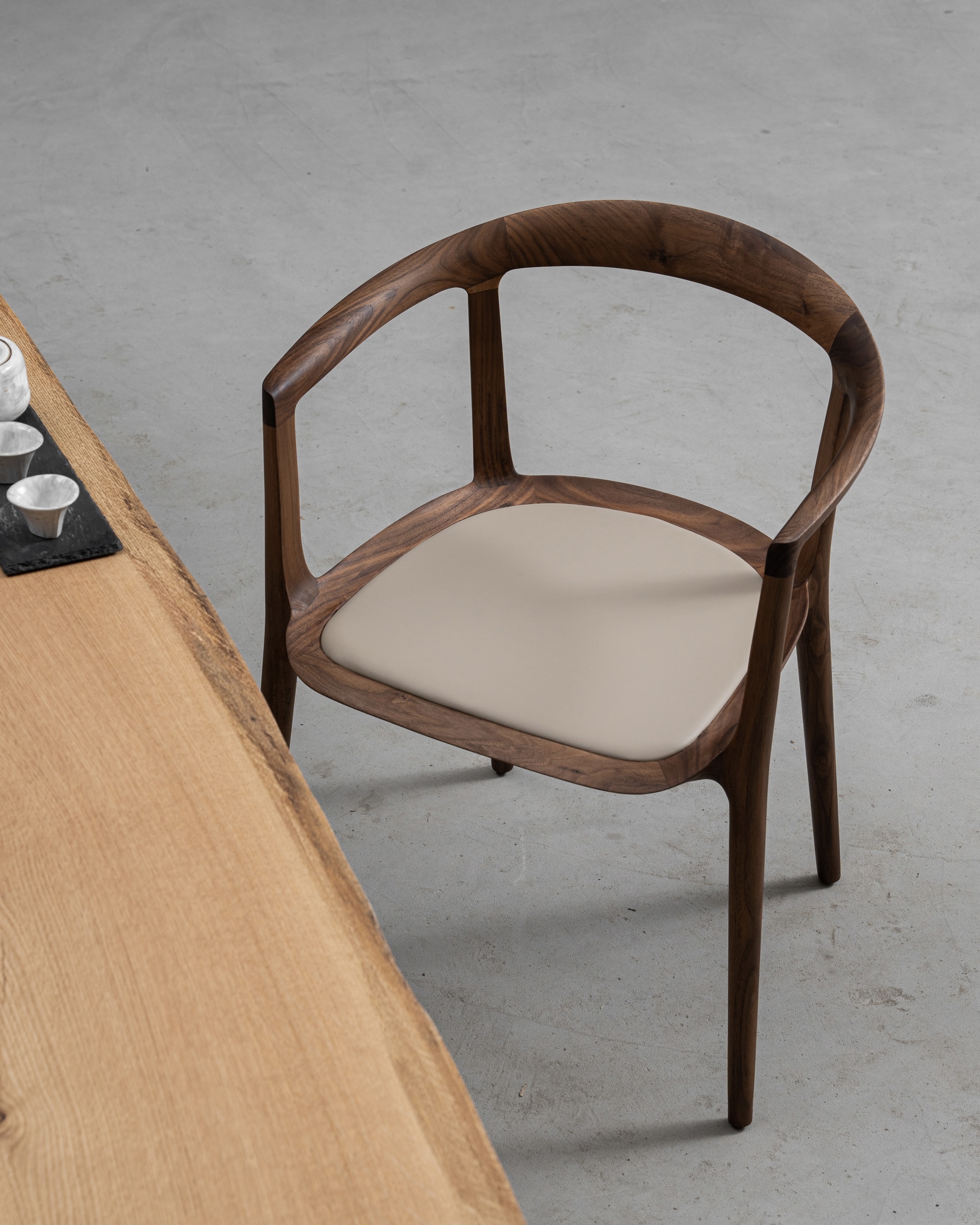 Yunchu Chair North American Black Walnut gallery view 9